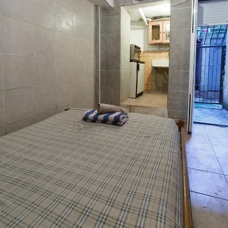 Private Flat For 2 Or 3 With Back Yard Near Exarhia Square And Archaelogical Museum Apartment